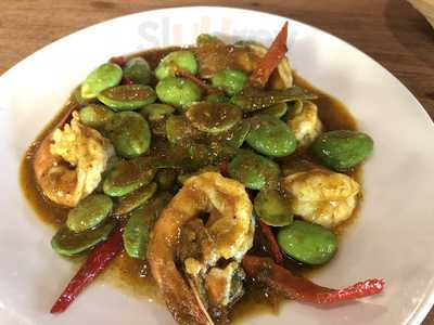 Ekkamai House Thai Kitchen & Cafe