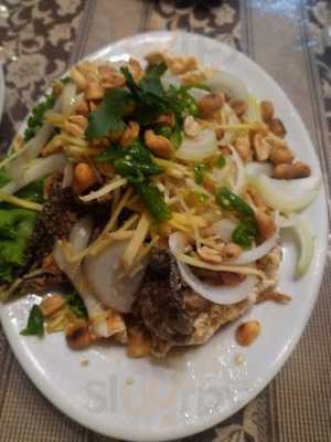 ห้องอาหารจริยา