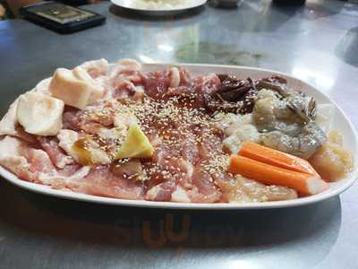 ร้านมุมอร่อย