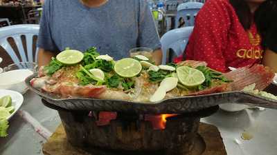 ร้านมุมอร่อย