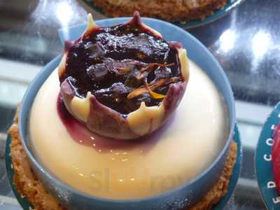 เยลโล่ สปูน เพสตรี้ สาขา เอท ทองหล่อ