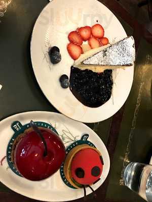 เยลโล่ สปูน เพสตรี้ สาขา เอท ทองหล่อ