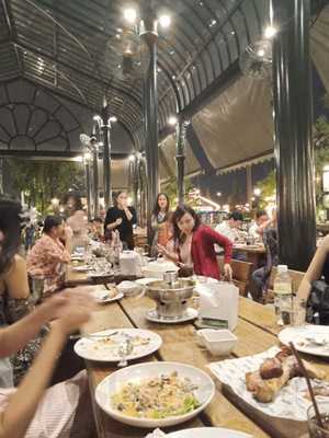 บ้านกินปลา