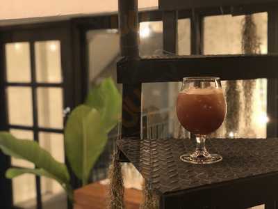 Mezzanine Drinking And Sipping Room