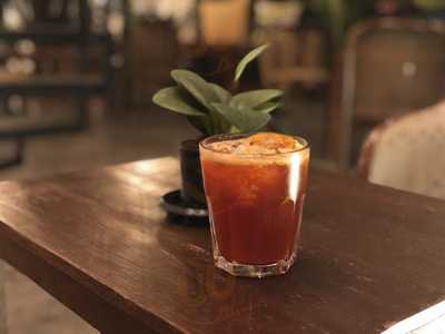 Mezzanine Drinking And Sipping Room