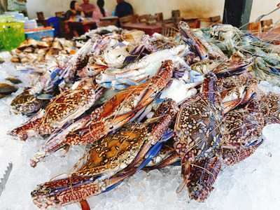 ลองเล บุฟเฟ่ต์ ทะเลเผา