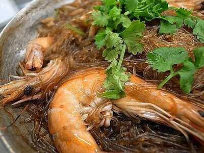 เจ๊แดง ไทยอีสาน