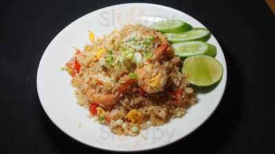 ครัวกระเพราไก่ไข่ดาว