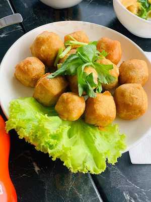 ครัวกระเพราไก่ไข่ดาว