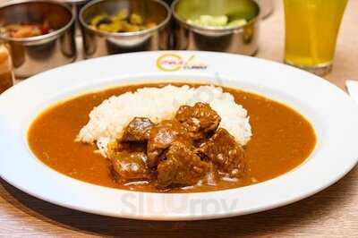 Maji Curry Siam Center