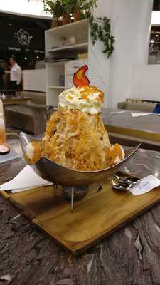 ศรี ร้านขนมไทย