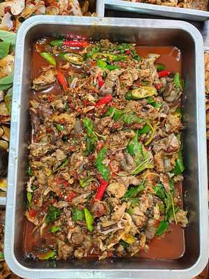 Puyai Lee Restaurant