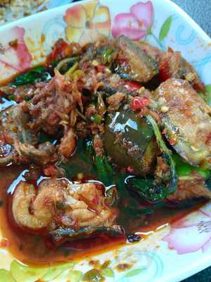 Puyai Lee Restaurant