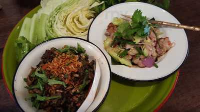 บ้านสราญรมย์