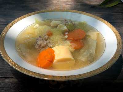 บ้านสวนส้มตำ