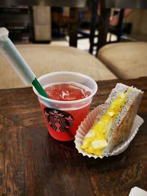 ร้านกาแฟ โอซิโอ้