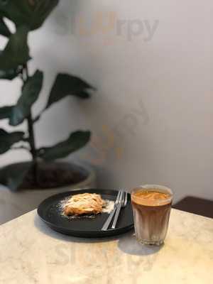 ไออุ่น ร้านกาแฟ