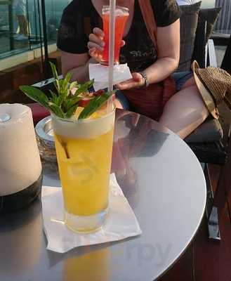 ร้าน Pop Bar