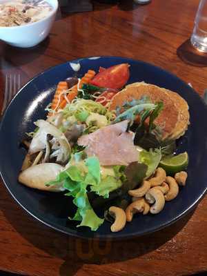 เจ็ทเดอะโซเชียลเฮ้าส์