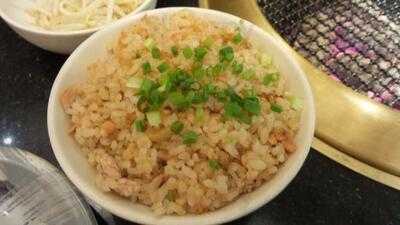 ภัตตาคารอาหารญี่ปุ่น อากะ