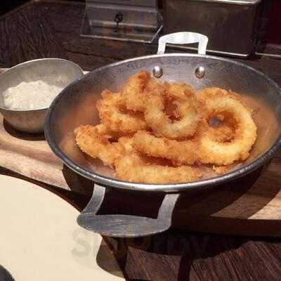 S'mores Hunting Lodge