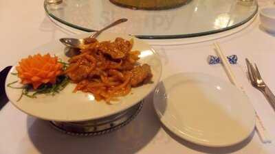 ภัตตาคาร มิราม่าฮอทพอทซีฟู้ด