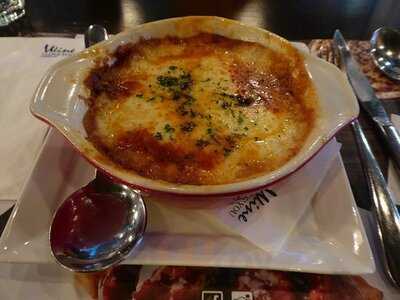 ไวน์ ไอเลิฟยู - เอเชียทีค เดอะ ริเวอร์ฟร้อนท์