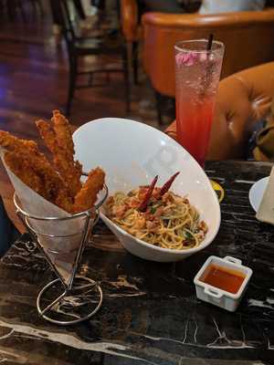 ร้านอาหารญี่ปุ่น ไจแอนท์สชิดลม