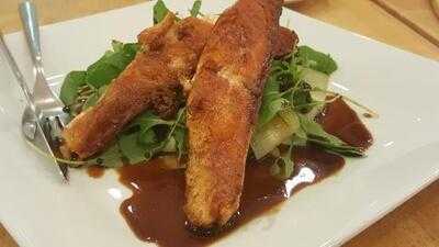 ร้านอาหาร แฮปเดอนู