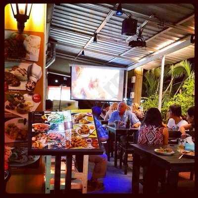 ต้มยำทำแกง