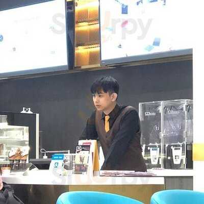 Godiva Central Rama 9