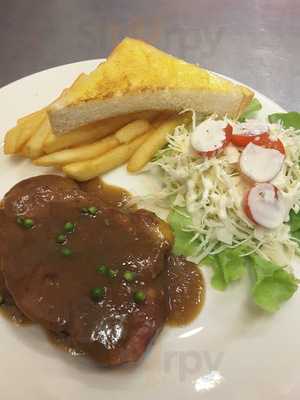 ผัดไทธงไชย