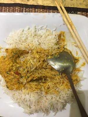 ทาจ คาเฟ่