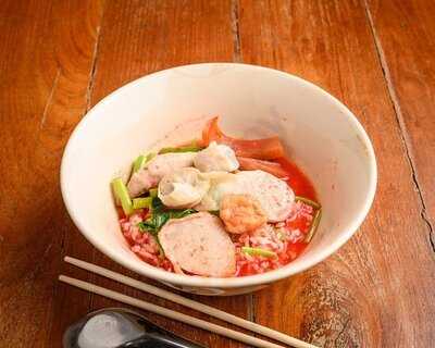 ป้าจันทร์ก๋วยเตี๋ยวปลา