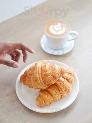 คอฟฟี่บาร์บายพิม