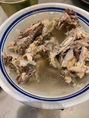 โกอ่างข้าวมันไก่ประตูน้ำ