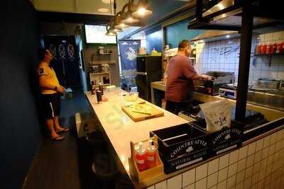 Suksan Japanese & Thai Restaurant