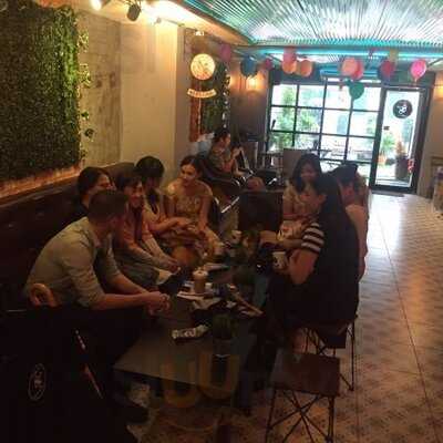 แปดสิบแปด ออนซ์ คาเฟ่