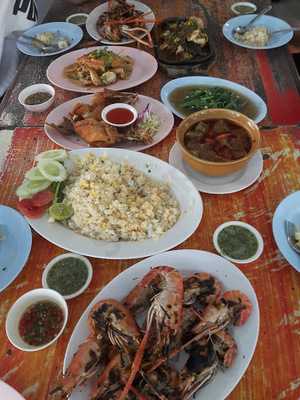 อภิชาติซีฟู้ด