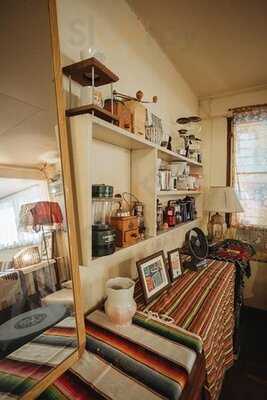 ฮัมมิ่งเวลส์สฺ คาเฟ่