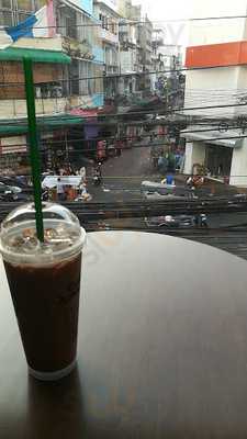 คาเฟ่ อเมซอน - สำเพ็งสแควร์