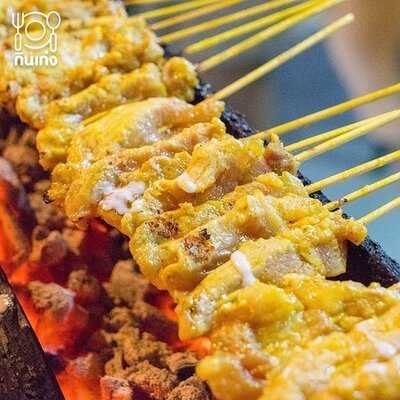 สมมิตร หมูสะเต๊ะ