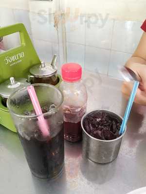 ใสสะอาด ก๋วยเตี๋ยวลูกชิ้นน้ำใส