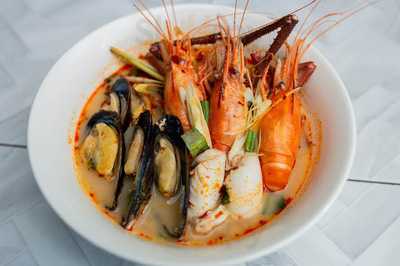 กูว่าอร่อย