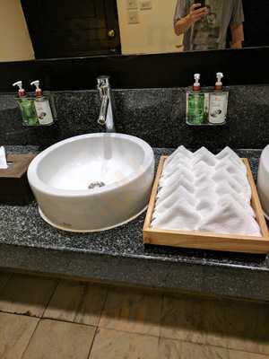 ร้านอาหาร เเชร์ออฟมายด์