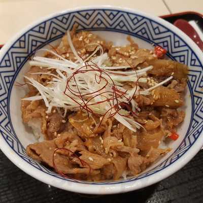 ร้านอาหารเมดิเตอเรเนี่ยน โอลิวิเย่