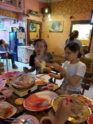 ร้านอาหาร เสี่ยโคขุนโพนยางคำ