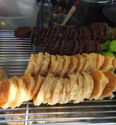 ร้านขนมคกนำโชค