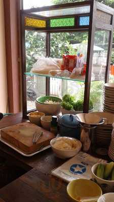 ครัวป้าแหม่ม