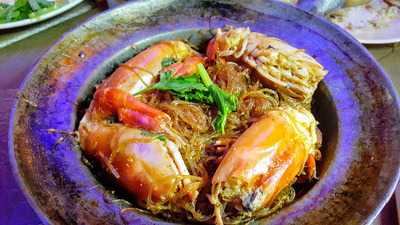 ครัวทัพฟ้าคาราโอเกะ